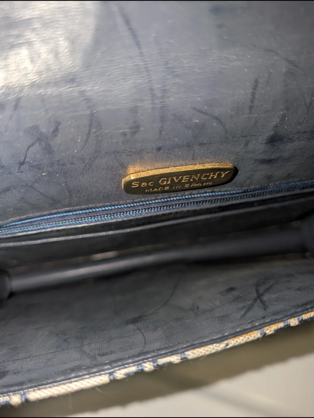 Vintage Sac Givenchy bag. 4G monogram canvas and leather clutch Or Crossbody